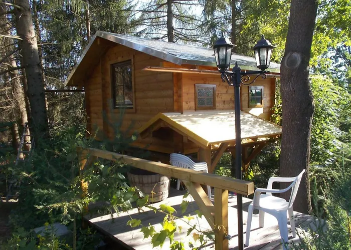 Baumhaus Wolfshöhle Fischach