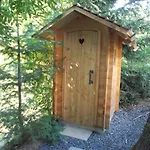 Chalet Baumhaus Wolfshoehle *