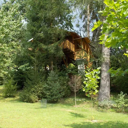 Baumhaus Wolfshoehle Fischach